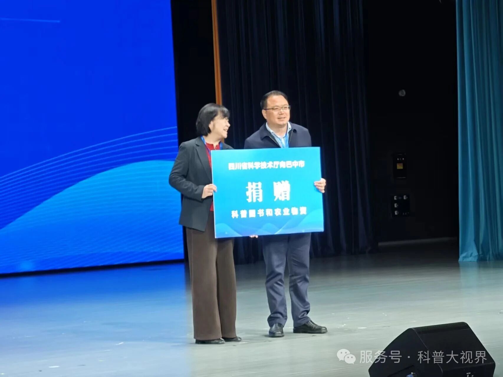 69b7672d257f1.jpg 7eb1835bd5527d5d0d75ebd78fa48650.jpg