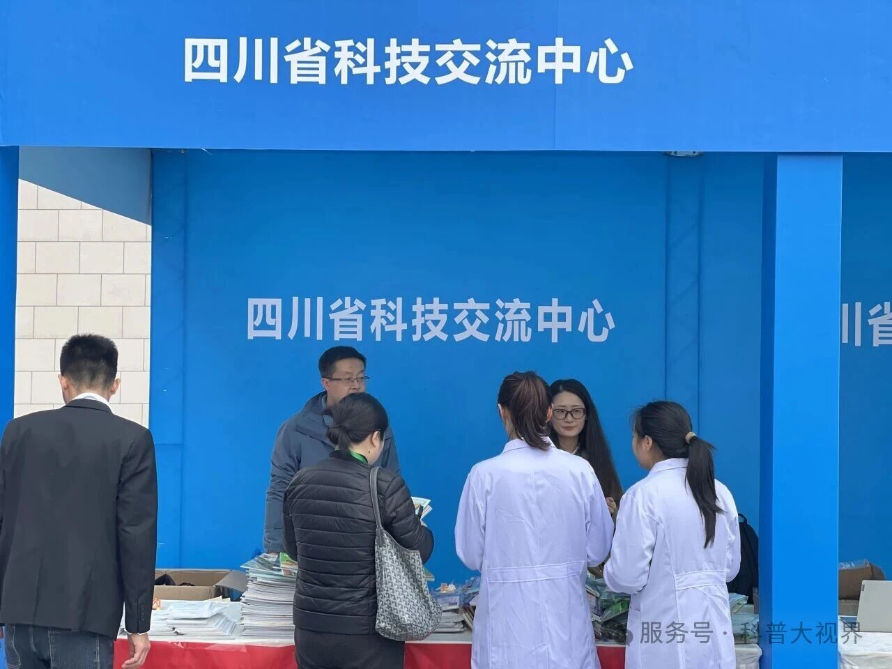 69b7673714e1e.jpg d4d056c36a136a05c52a9f73558540c6.jpg